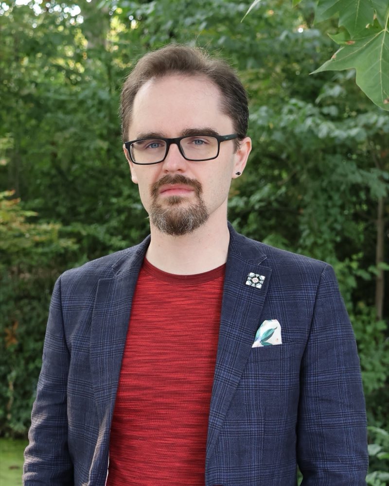 Dr. Simon Wallace